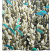 Blauer Fisch und Korallen unter Wasser Duschvorhang (Vorderseite)