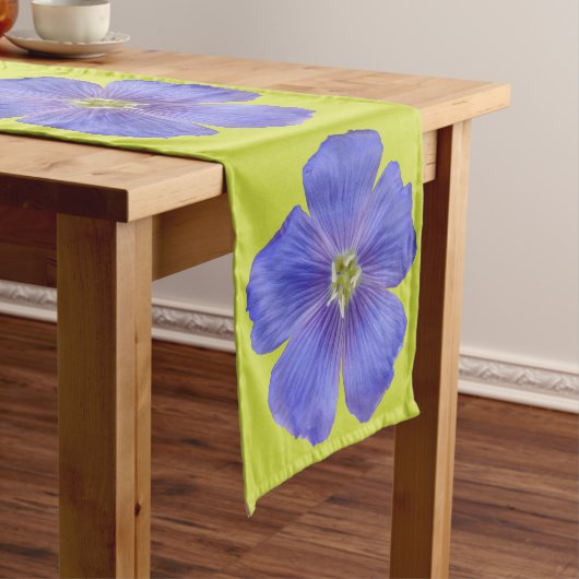 Blauer Flachs #1 Kurzer Tischläufer (Beispiel)