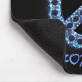 blauer Frieden für alles mousepad (Ecke)