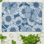Blauer Frühling, wilde Blume, Gänseblümchen Geschirrtuch (Gefaltet)
