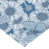 Blauer Frühling, wilde Blume, Gänseblümchen Tischdecke (Schrägansicht)