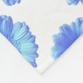 Blauer Gänseblümchen Fleecedecke (Ecke)