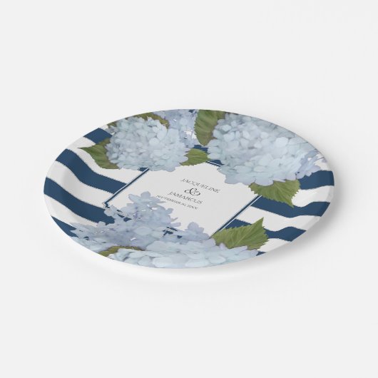 Blauer gestreifter Hydrangea-BlumenKranz Pappteller (Schrägansicht)