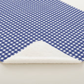 Blauer Gingham mit Schachbrettmuster im Stil Sherpadecke (3/4)