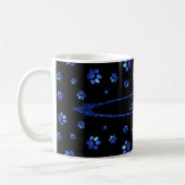 Blauer Glitzer Hundeschema Monogram Kaffeetasse (Links)