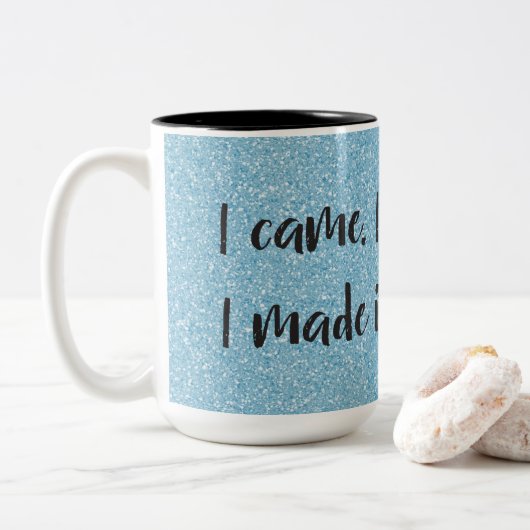 Blauer Glitzer ich machte es zu einem fruchtbaren  Zweifarbige Tasse (Mit Donut)