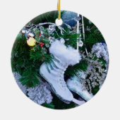 Blauer Glitzer und Pelzeis-Skate auf Weihnachtsbau Keramik Ornament (Hinten)