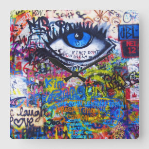 Blauer Graffiti-böser Blick Quadratische Wanduhr