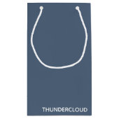 Blauer Graue Farbe von Thundercloud Kleine Geschenktüte (Rückseite)