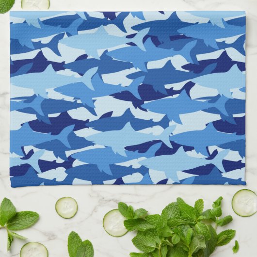 Blauer Haifisch-Muster Handtuch (Gefaltet)