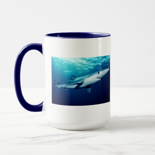 Blauer Haifisch Tasse (Links)