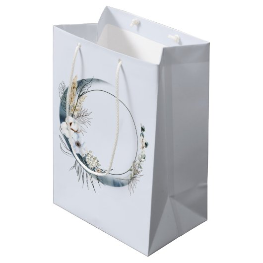 Blauer Halbmond mit weißen Blume Mittlere Geschenktüte (Vorderseite Schrägansicht)