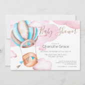 Blauer Heißluftballon in der Wolkendusche Einladung (Vorderseite)