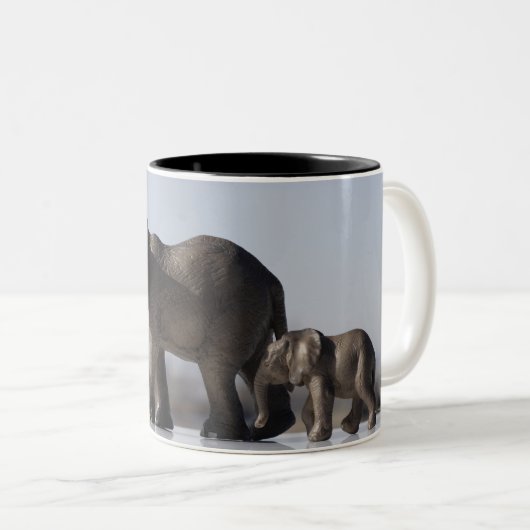 Blauer Himmel der Elefant-Herkunft Zweifarbige Tasse (VorderseiteRechts)