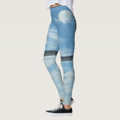 blauer Himmel (Flughafenfenster) Leggings (Links)