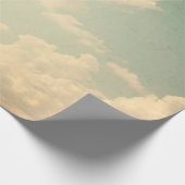 Blauer Himmel mit etwas weißem Puffsack, wolkig, V Geschenkpapier (Ecke)