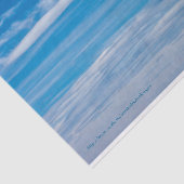 Blauer Himmel mit Wolken-Streifen Seidenpapier (Ausschnitt)