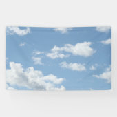 Blauer Himmel mit Wolkenuntergrund Banner (Horizontal)