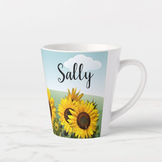 Blauer Himmel Sonnenblumen und Schmetterling Perso Milchtasse (Rechts)