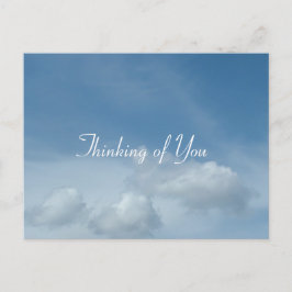 Blauer Himmel und weiße Wolken denken an Sie Postkarte