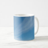 Blauer Himmel und weiße Wolken Kaffeetasse (VorderseiteRechts)