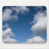 Blauer Himmel und weiße Wolken Mousepad (Vorne)