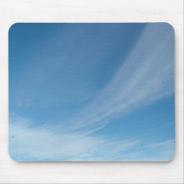 Blauer Himmel und weiße Wolken Mousepad