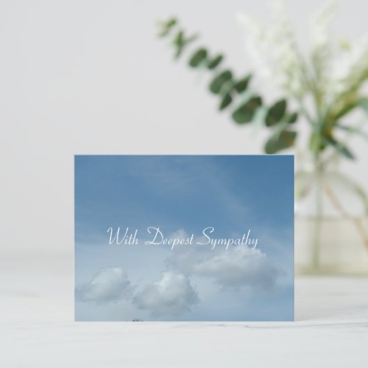 Blauer Himmel und weiße Wolken Postkarte. Postkarte (Stehend Vorderseite)