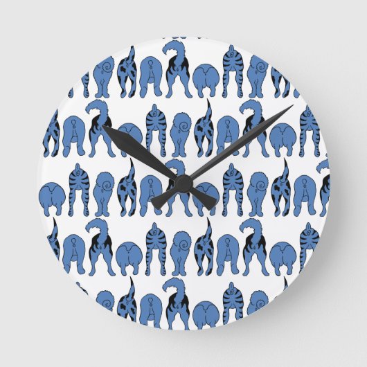 Blauer-Hund-Po-Muster Runde Wanduhr (Vorderseite)