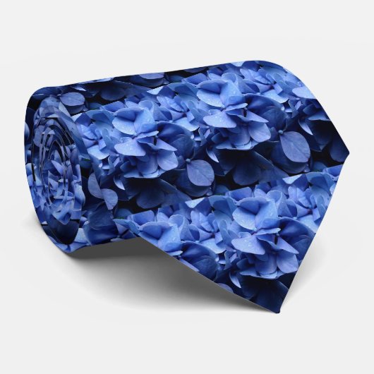 Blauer Hydrangea Krawatte (Gerollt)