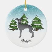 Blauer italienischer Grauhund im Winterwald Keramik Ornament (Hinten)