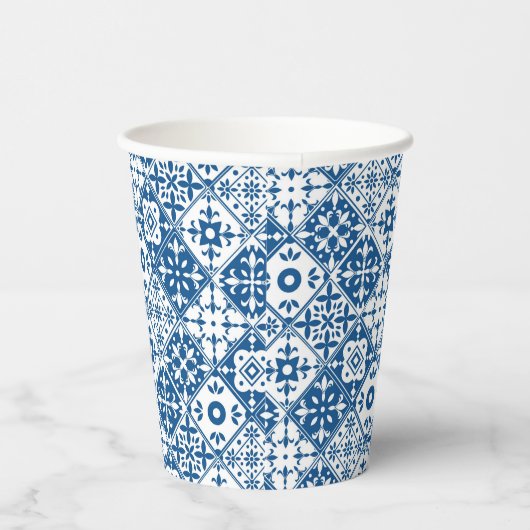 Blauer Kachelbabydusche Pappbecher (Rechts)