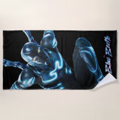 Blauer Käfer Leaping Art Strandtuch (Vorderseite)