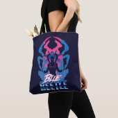 Blauer Käfer Retrowave gegen Grafik Tasche (Von Nahem)