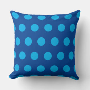 Blauer Kissenbezug mit Punkten und Monogramm Kissen