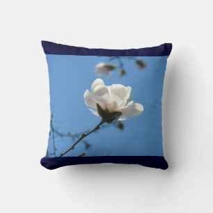 Blauer Kissenfrühling Weiße Magnolien Blume Kissen