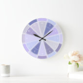 Blauer Lavendel und Lila Elegantes Glühen Große Wanduhr (Zuhause)