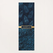 Blauer Leopard Print Shimmer Tropenflorname Yogamatte (Rückseite)