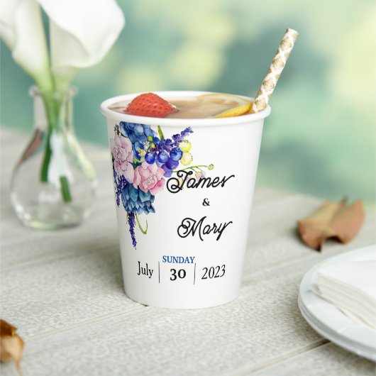 Blauer Liebhaber Pappbecher (In Situ)