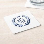 Blauer Lorbeerkranz mit individuellem Monogramm Rechteckiger Pappuntersetzer (angewinkelt)