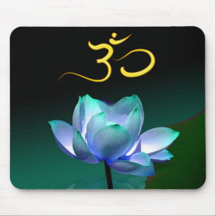 Blauer Lotus in voller Blüte mit Om, Mousepad