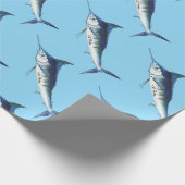 Blauer Marlin auf Carolina-Blau Geschenkpapier (Ecke)