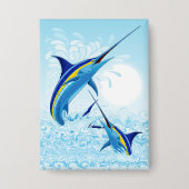 Blauer Marlin springt aus dem Ozean Button (Vorderseite)