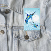 Blauer Marlin springt aus dem Ozean Button (Insitu)