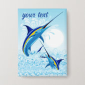 Blauer Marlin springt aus dem Ozean Button (Vorderseite)