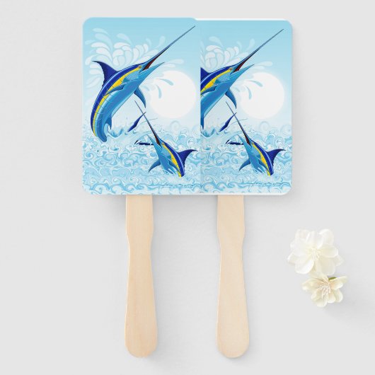 Blauer Marlin springt aus dem Ozean Fächer (Vorne und Hinten)