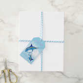Blauer Marlin springt aus dem Ozean Geschenkanhänger (Mit Garn)