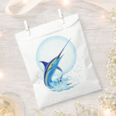 Blauer Marlin springt aus dem Ozean Geschenktütchen (Ausgeschnitten)