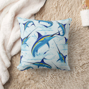 Blauer Marlin springt aus dem Ozean Kissen