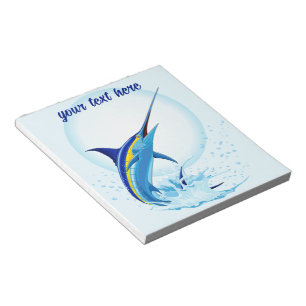 Blauer Marlin springt aus dem Ozean Notizblock